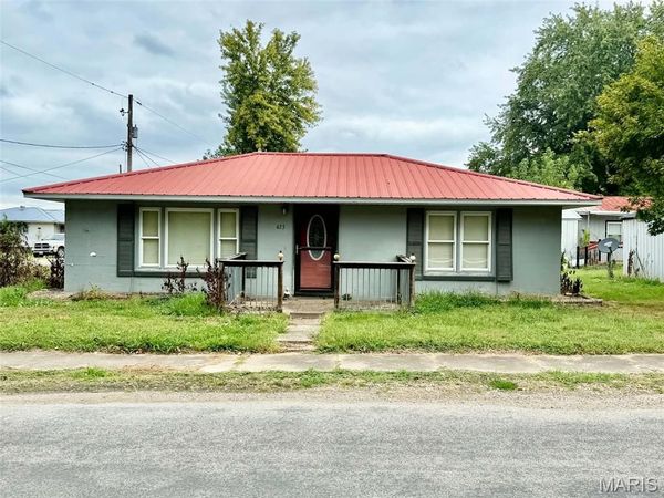 423 Water Street S, Hamburg, IL 62045