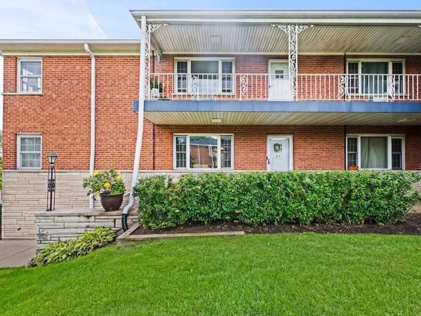 1445 W Touhy Avenue , Unit 9A, Park Ridge, IL 60068