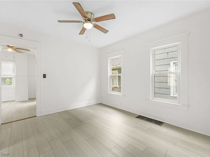3275 W 125th Street, Cleveland, OH 44111 Photo 10