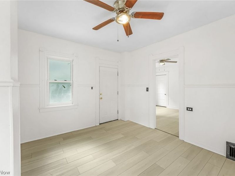 3275 W 125th Street, Cleveland, OH 44111 Photo 14