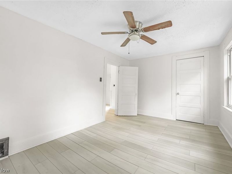 3275 W 125th Street, Cleveland, OH 44111 Photo 22