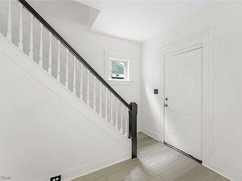 3275 W 125th Street, Cleveland, OH 44111 Photo 3