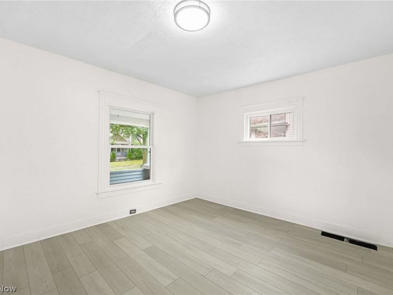 3275 W 125th Street, Cleveland, OH 44111 Photo 4
