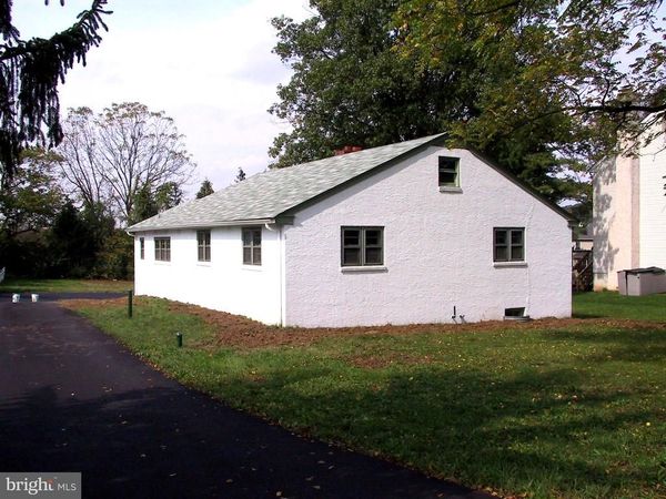 177 WILDFLOWER DRIVE , PLYMOUTH MEETING, PA 19462