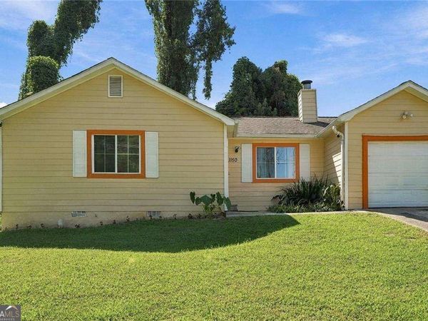 1150 Crystal Lake Road, Atlanta, GA 30349