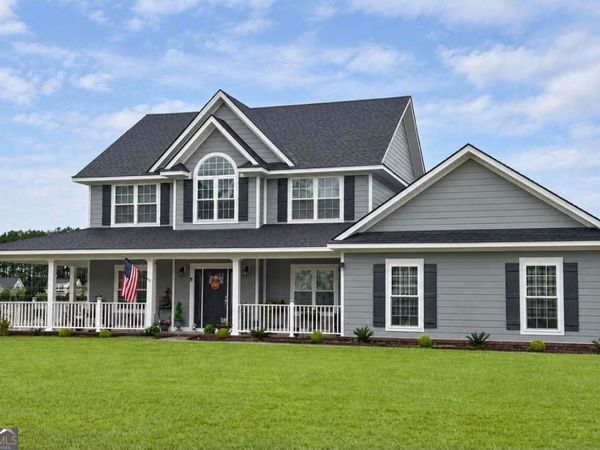 1512 Plantation Circle, Blackshear, GA 31516