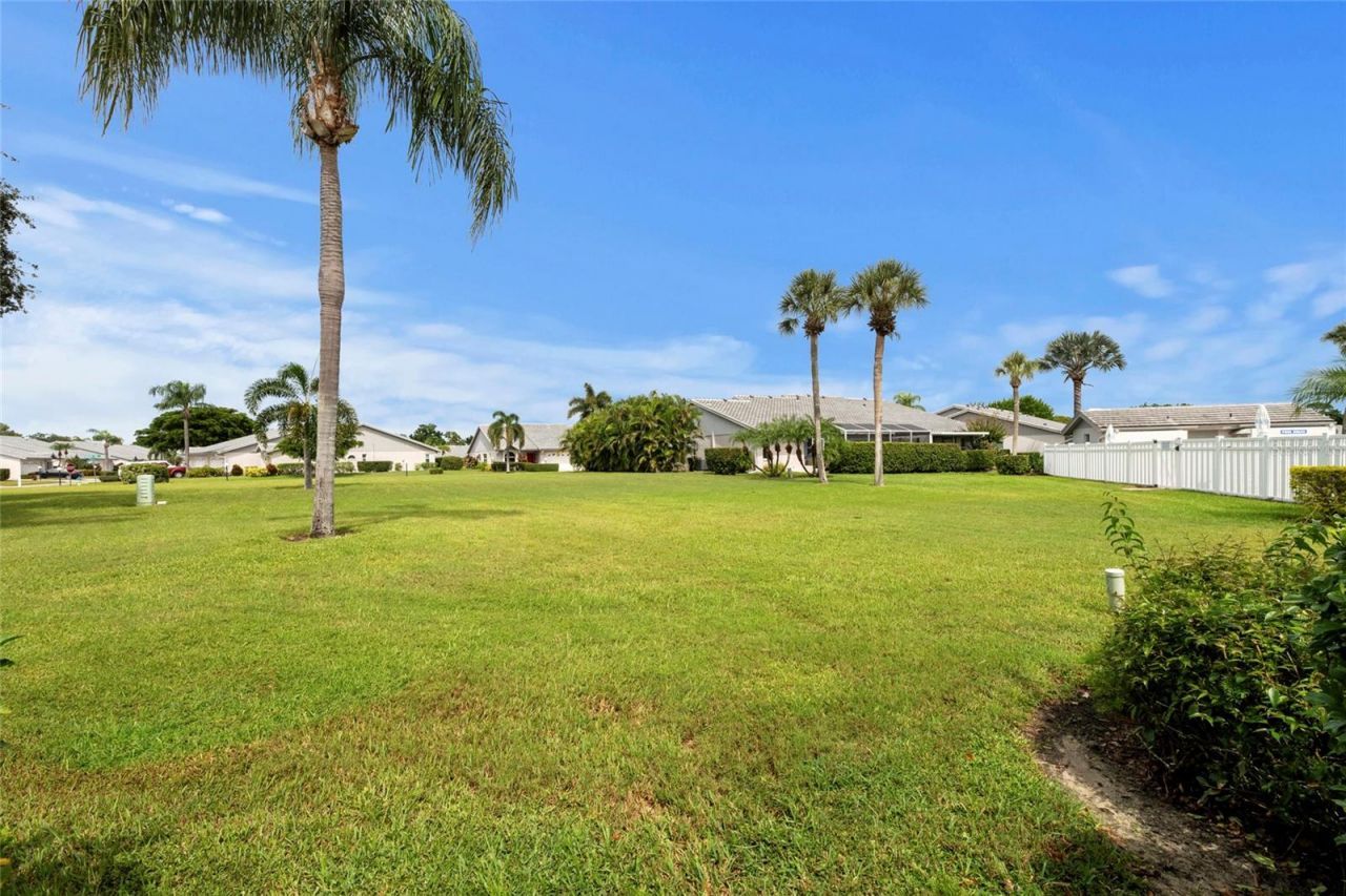 4329 Brittany Lane, Unit 59, Sarasota, FL 34233 Photo
