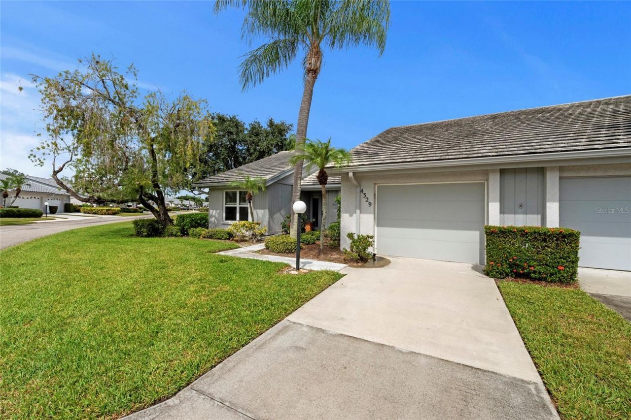 4329 Brittany Lane, Unit 59, Sarasota, FL 34233 Photo