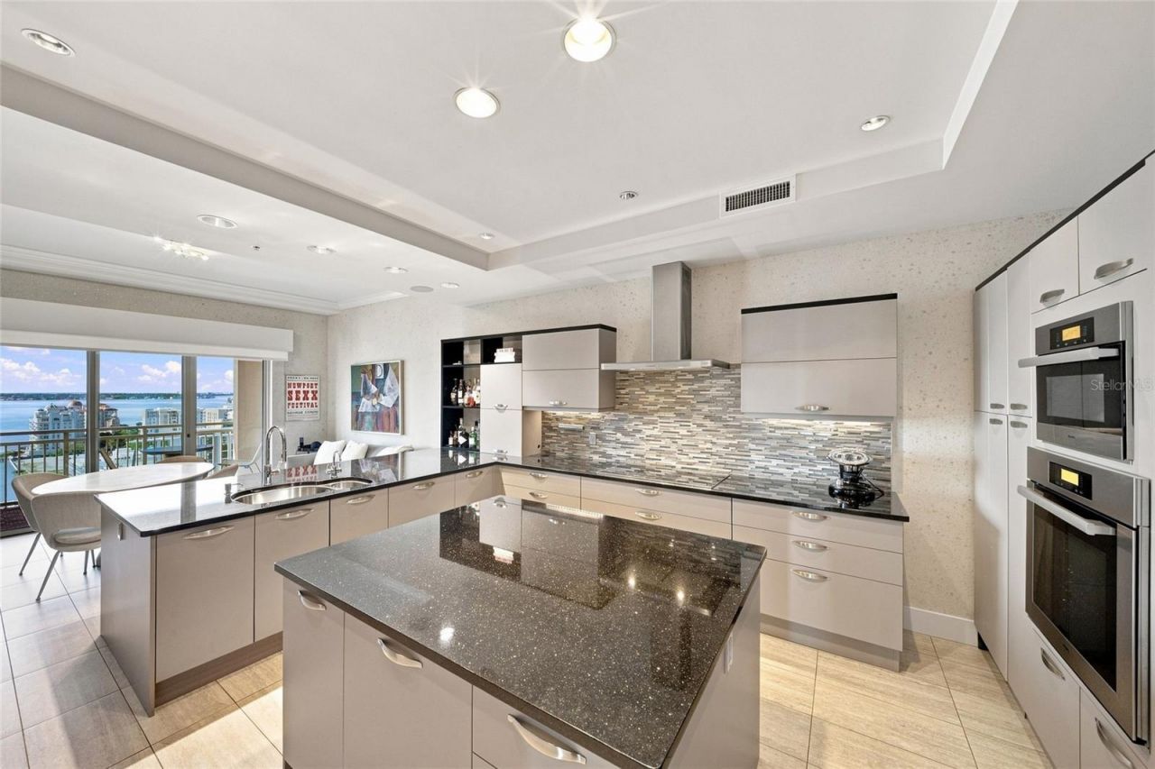 1111 Ritz Carlton Drive, Unit 1704, Sarasota, FL 34236 Photo