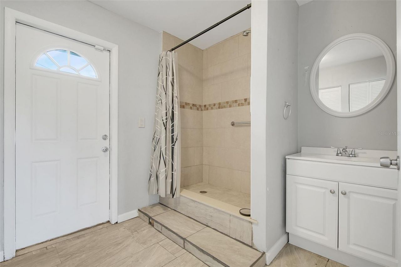 942 Chace Lane Ne, Palm Bay, FL 32905 Photo