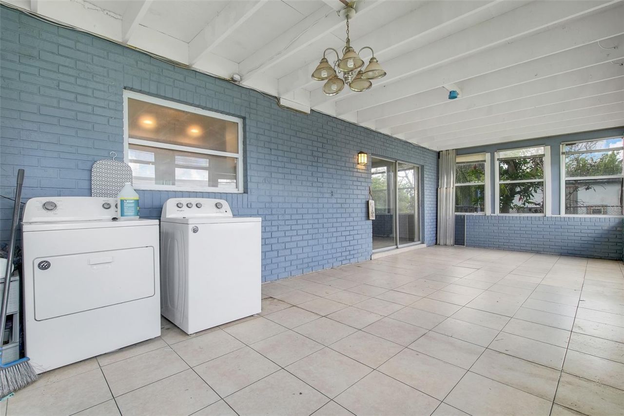 942 Chace Lane Ne, Palm Bay, FL 32905 Photo