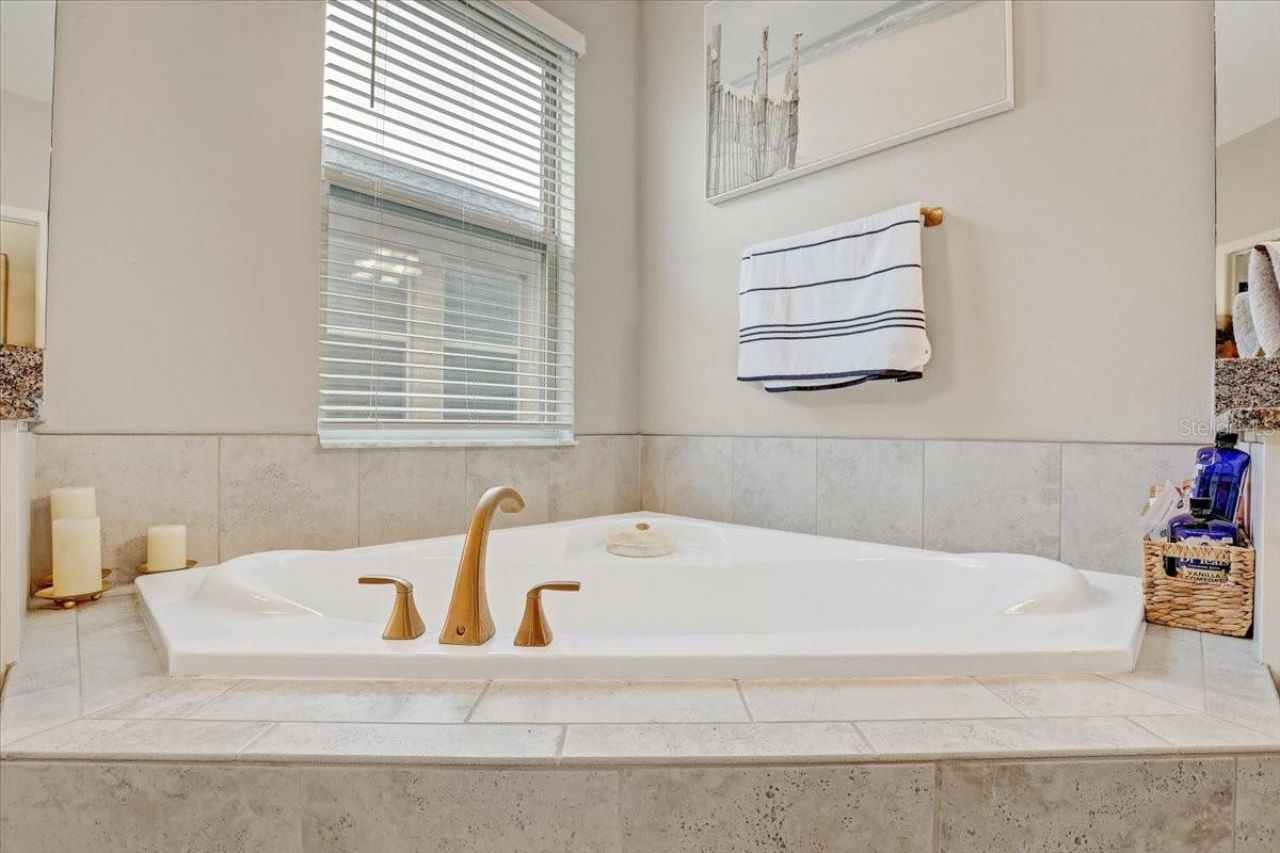 7205 Wash Island Drive, Sun City Center, FL 33573 Photo