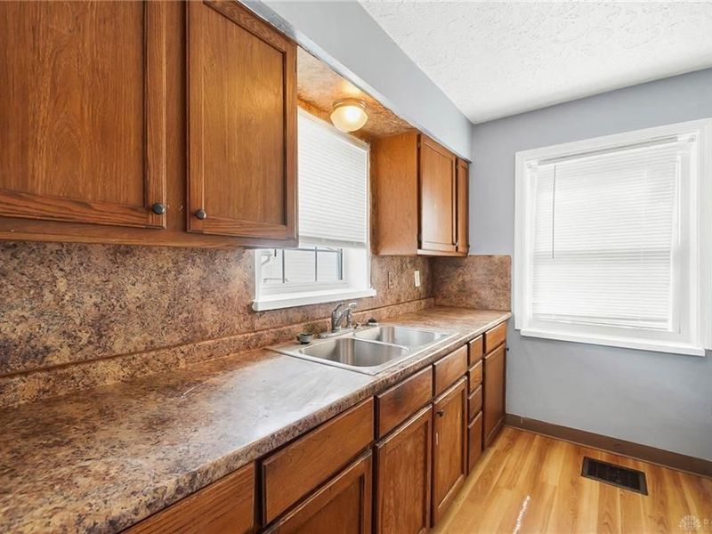 1546 Tampa Avenue, Dayton, OH 45417 Photo 10