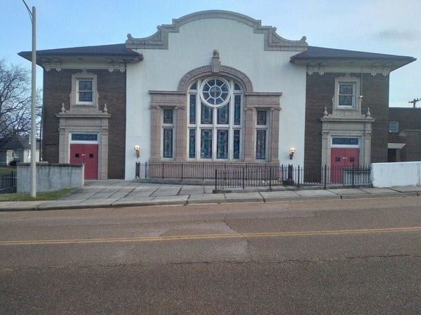 1110 FAXON AVE, Memphis, TN 38105