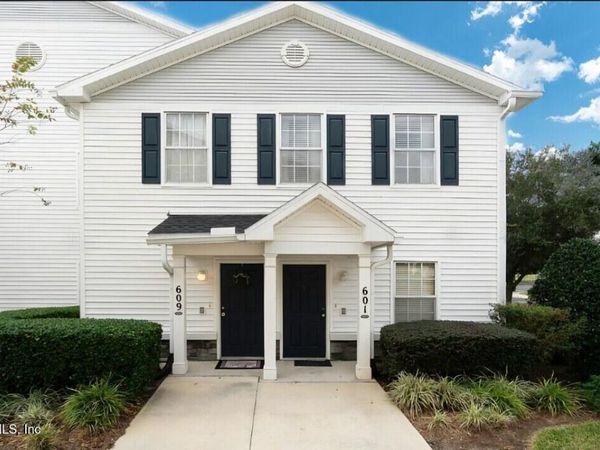 575 OAKLEAF PLANTATION Parkway, Unit 609, Orange Park, FL 32065