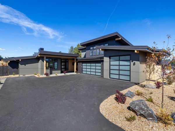 3142 NW Crossing Drive, Unit 227, Bend, OR 97703