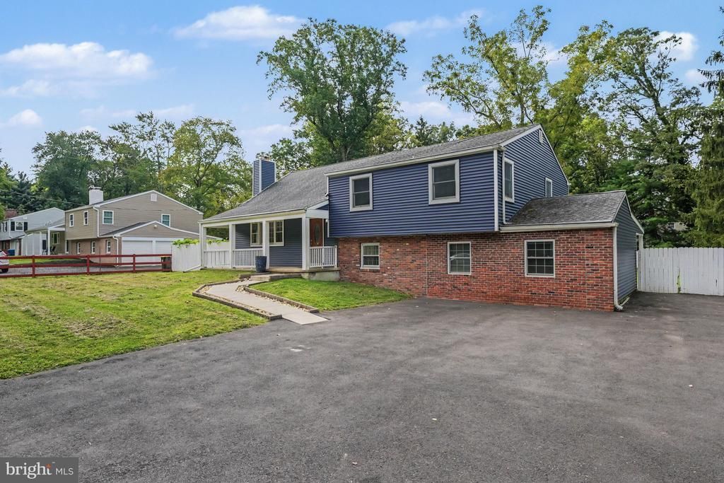 128 COUNTY LINE ROAD , LANSDALE, PA 19446
