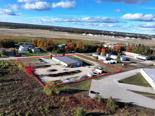 1629 O'Rourke Boulevard, Gaylord, MI 49735