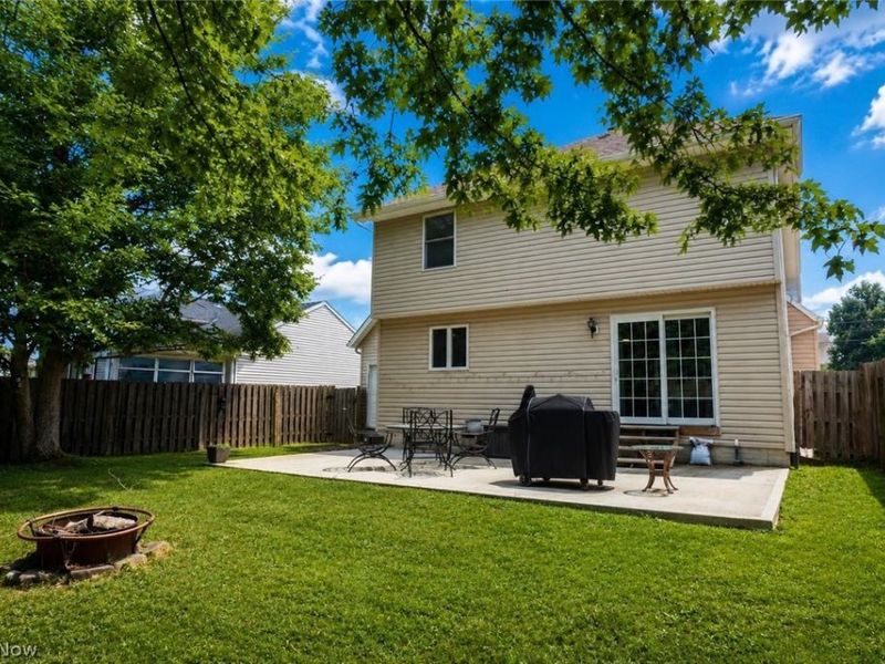 5856 Ridgeview Boulevard , North Ridgeville, OH 44039 Photo 2