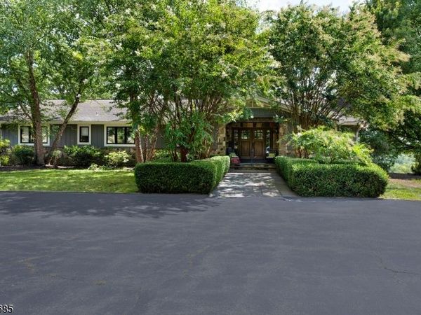14 Hunter Rd, West Amwell, NJ 08530