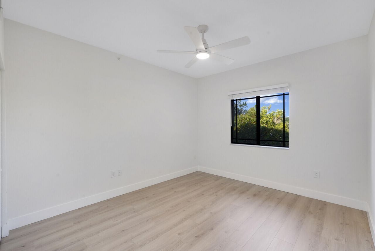 2724 Anzio Court, Unit 305, Palm Beach Gardens, FL 33410 Photo
