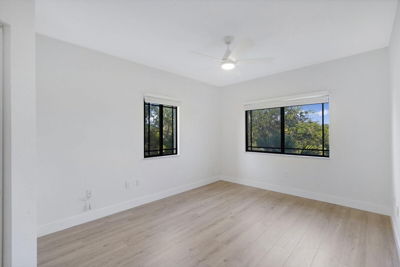 2724 Anzio Court, Unit 305, Palm Beach Gardens, FL 33410 Photo