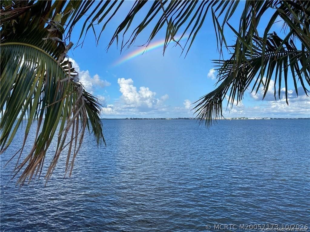 86 NE Ocean Breeze Drive, Jensen Beach, FL 34957 Photo