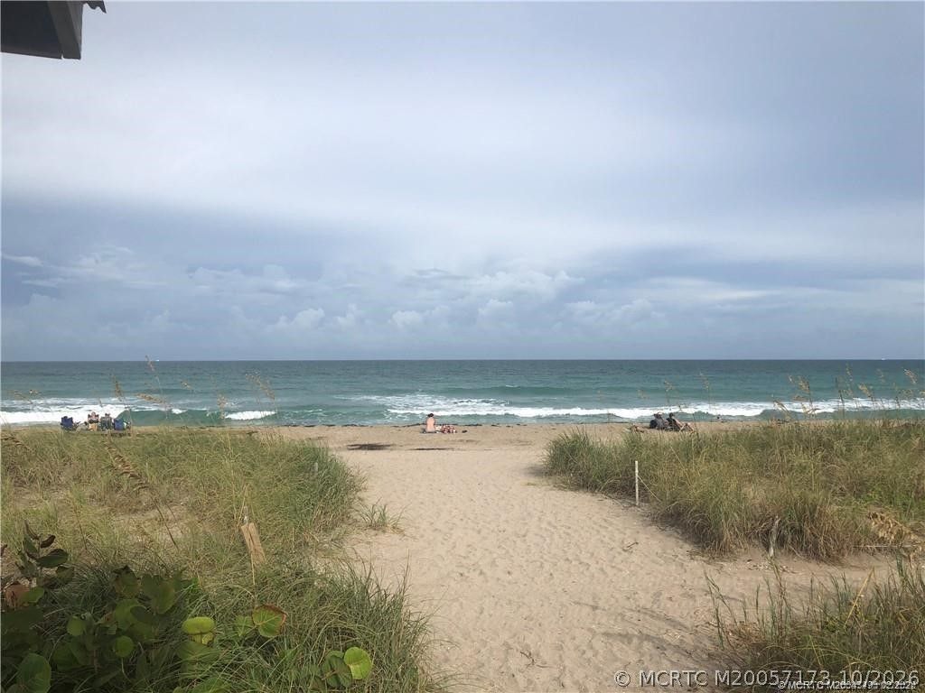 86 NE Ocean Breeze Drive, Jensen Beach, FL 34957 Photo