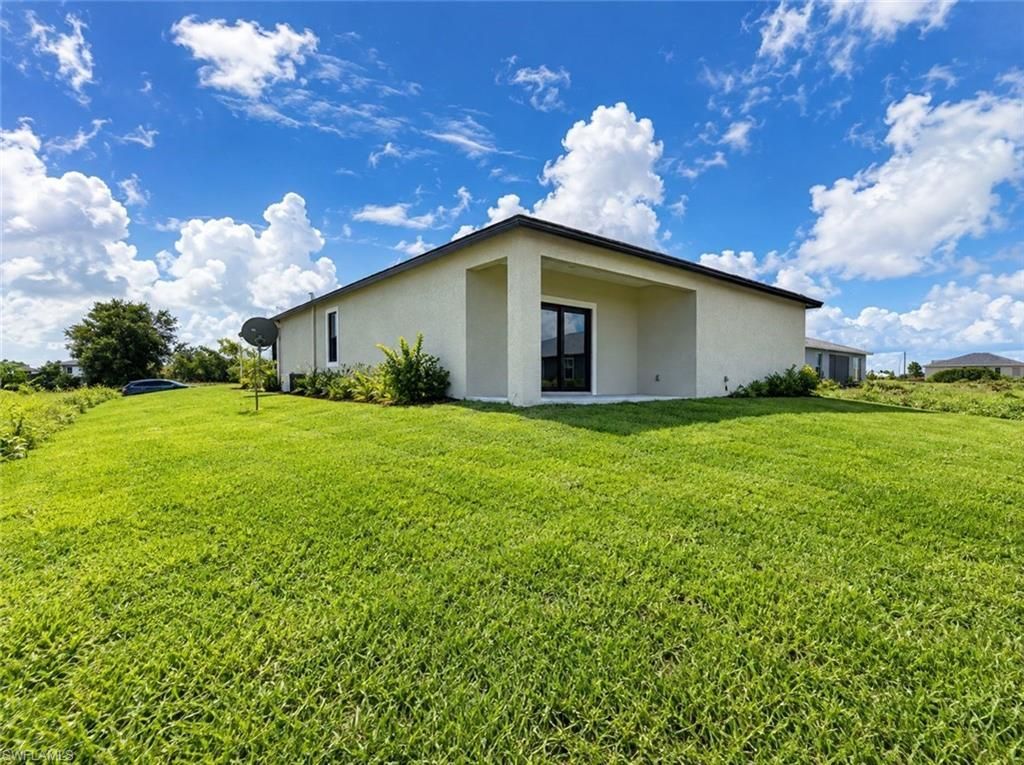 6004 Keystone Cir Nw, Labelle, FL 33935 Photo