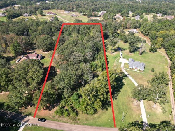 Owens Oak Drive, Jackson, MS 39212