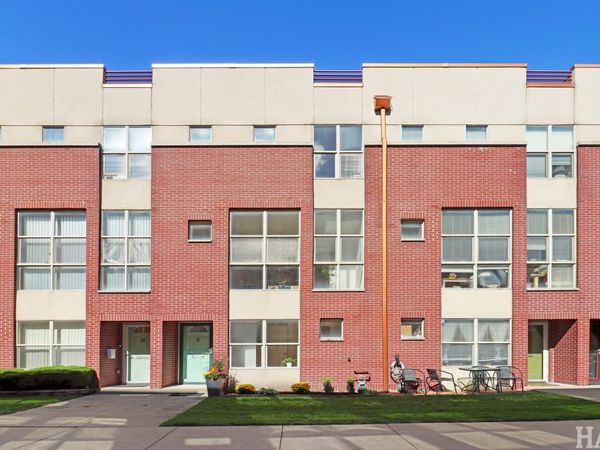 6957 N Western Avenue, Unit E, Chicago, IL 60645