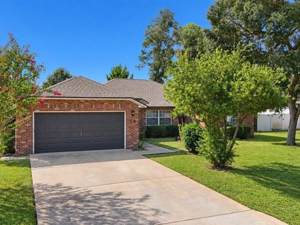 74 Fountain Gate Lane, Palm Coast, FL 32137