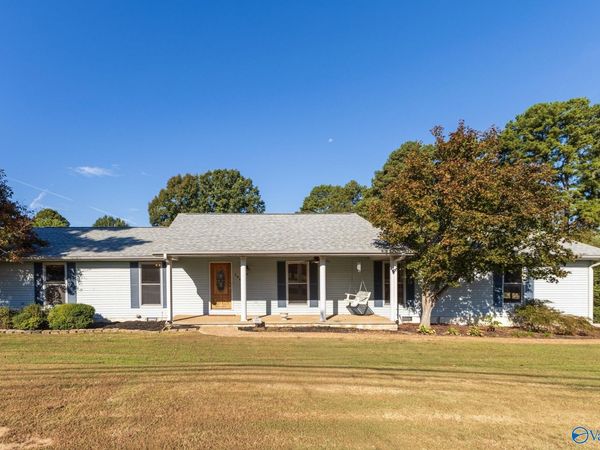 1004 Lindsay Lane S S, Athens, AL 35613