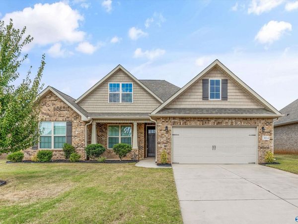3014 Henry Road SE, Decatur, AL 35603