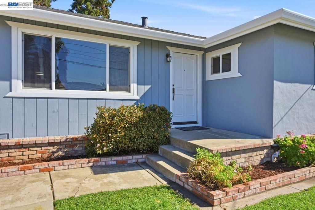 37064 Elm St, Fremont, CA 94536 Main Photo