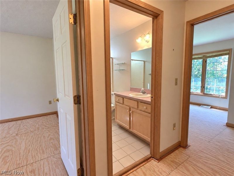 9286 Forest Point Drive, Macedonia, OH 44056 Photo 22