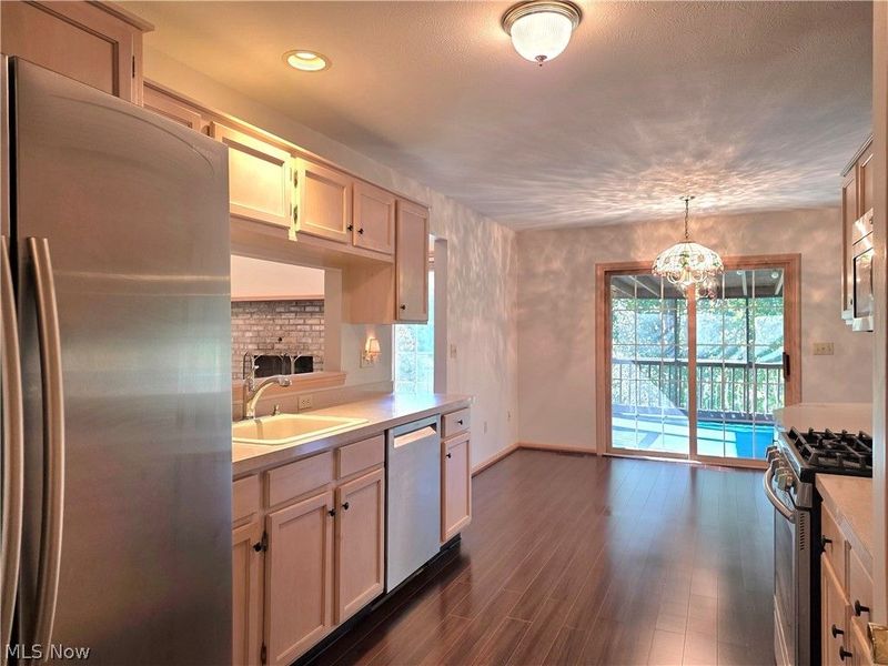 9286 Forest Point Drive, Macedonia, OH 44056 Photo 7