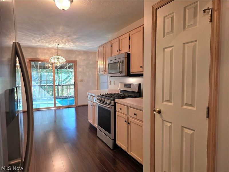 9286 Forest Point Drive, Macedonia, OH 44056 Photo 8