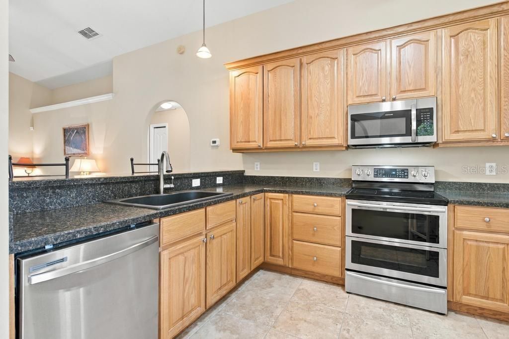 81 Golfview Circle , Umatilla, FL 32784 Photo