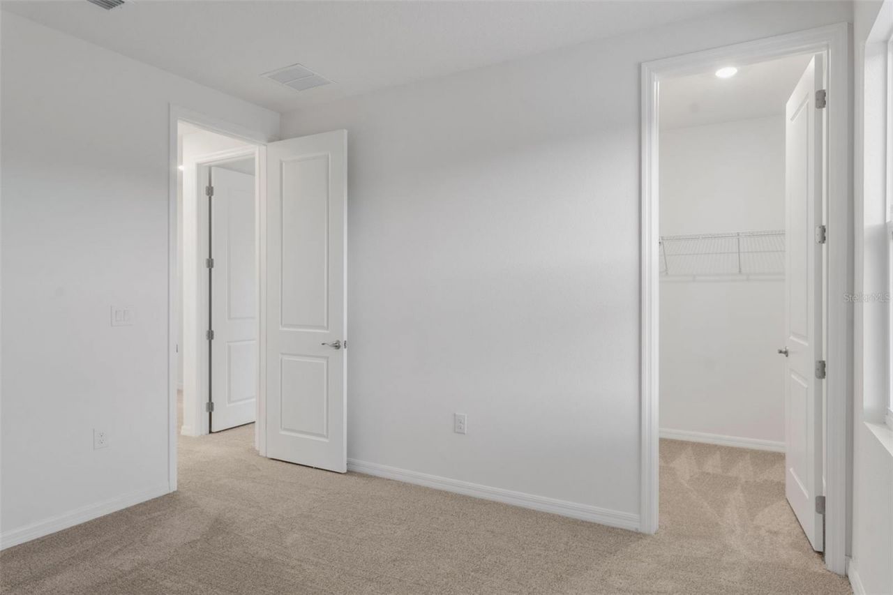 17572 Valleywood Parkway , Land O Lakes, FL 34638 Photo