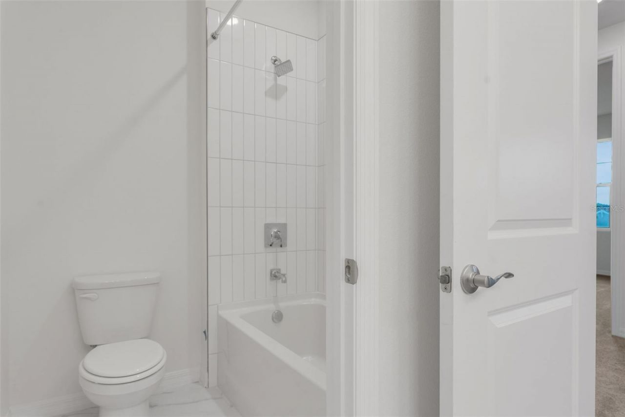17572 Valleywood Parkway , Land O Lakes, FL 34638 Photo