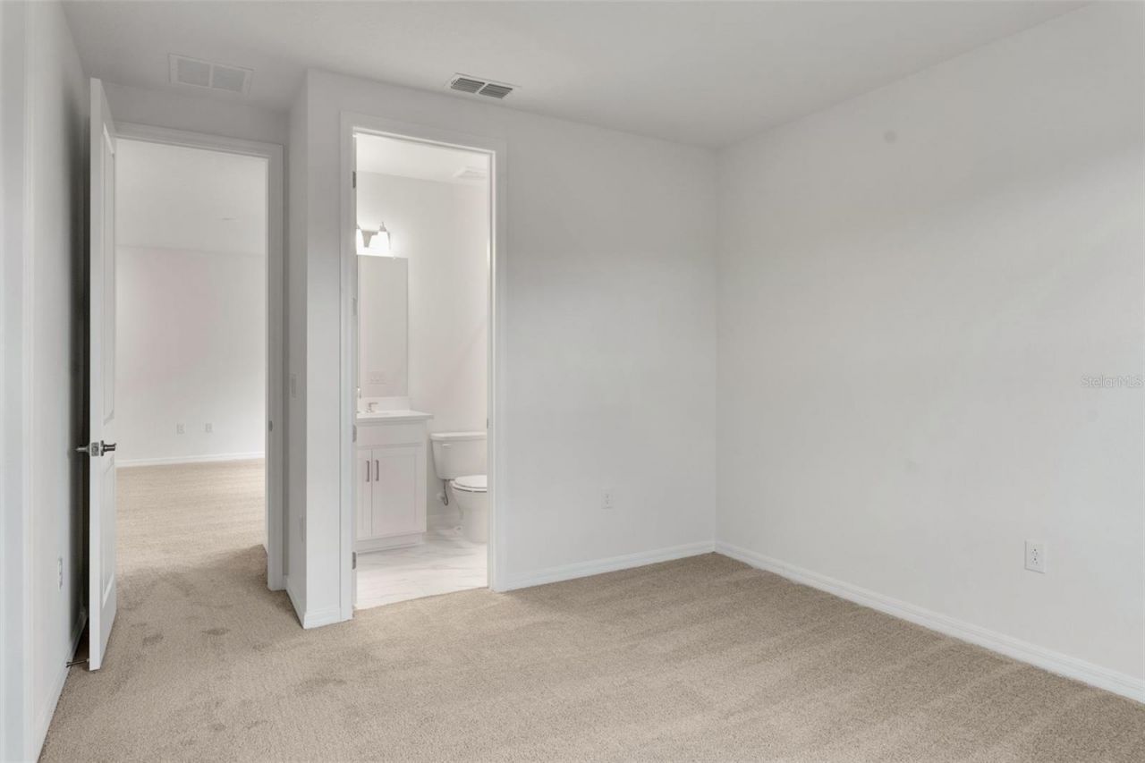 17572 Valleywood Parkway , Land O Lakes, FL 34638 Photo