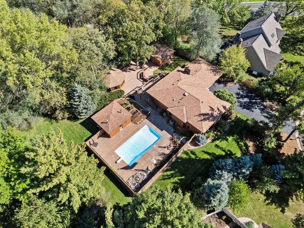 1615 Laurel Avenue, Hudson, WI 54016