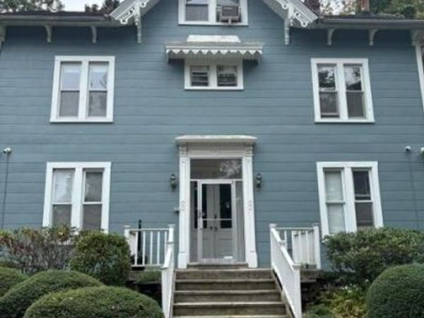 25 Knollwood Avenue , Unit Apt 5, Huntington, NY 11743