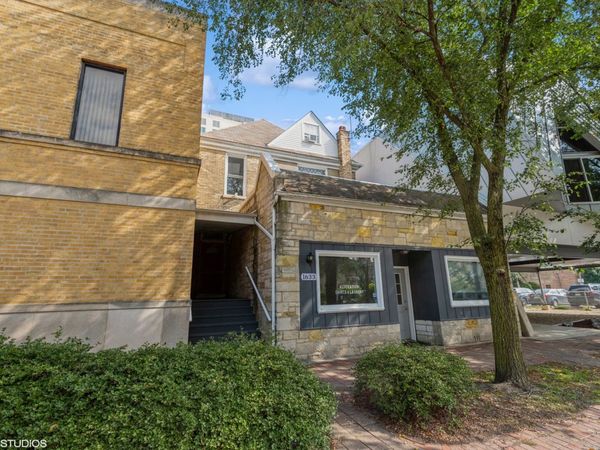 1633 Oak Avenue , Unit 2, Evanston, IL 60201