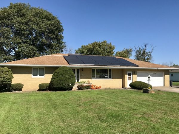 156 E Main Street, Bradford, IL 61421