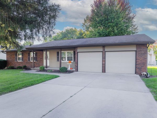 727 Blackbird Court , Geneseo, IL 61254