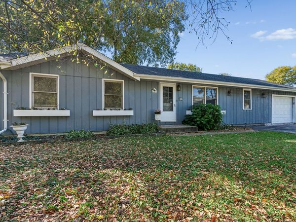 805 East Boulevard, McHenry, IL 60051