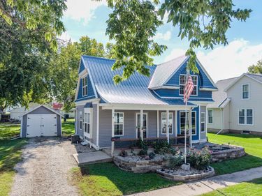 807 MARKET Street, HARLAN, IA 51537
