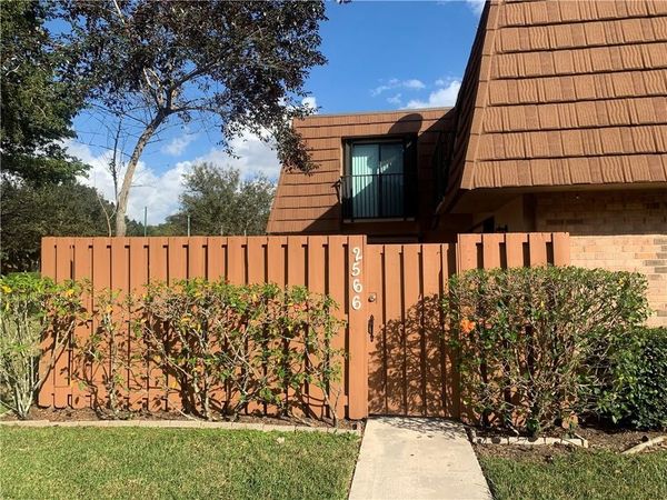 2566 CAMELOT Court, Cooper City, FL 33026